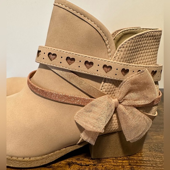 Pop Little/Big Girls Blush Elisha Block Heel Booties NWT Various Sizes - Picture 9 of 9